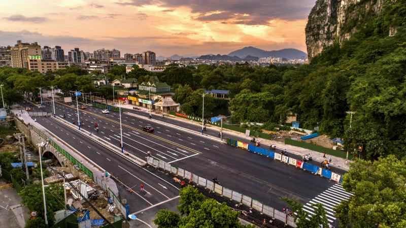 新建桂林市八一橋.jpg