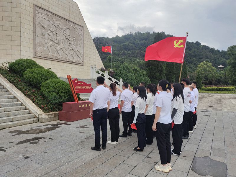 重溫入黨誓詞（修圖）.jpg