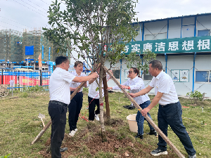 廣西建工四建第一分公司第三黨支部與賀州城投集團(tuán)機(jī)關(guān)第一黨支部、賀州城投實(shí)業(yè)公司黨支部聯(lián)合開展主題黨日活動(dòng)